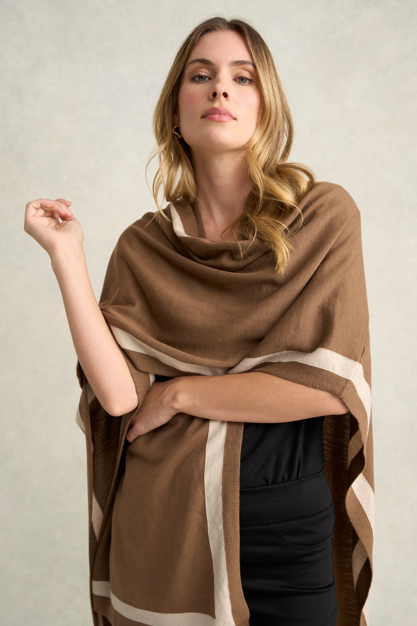 Julie Merino Wrap - Tan & Cream