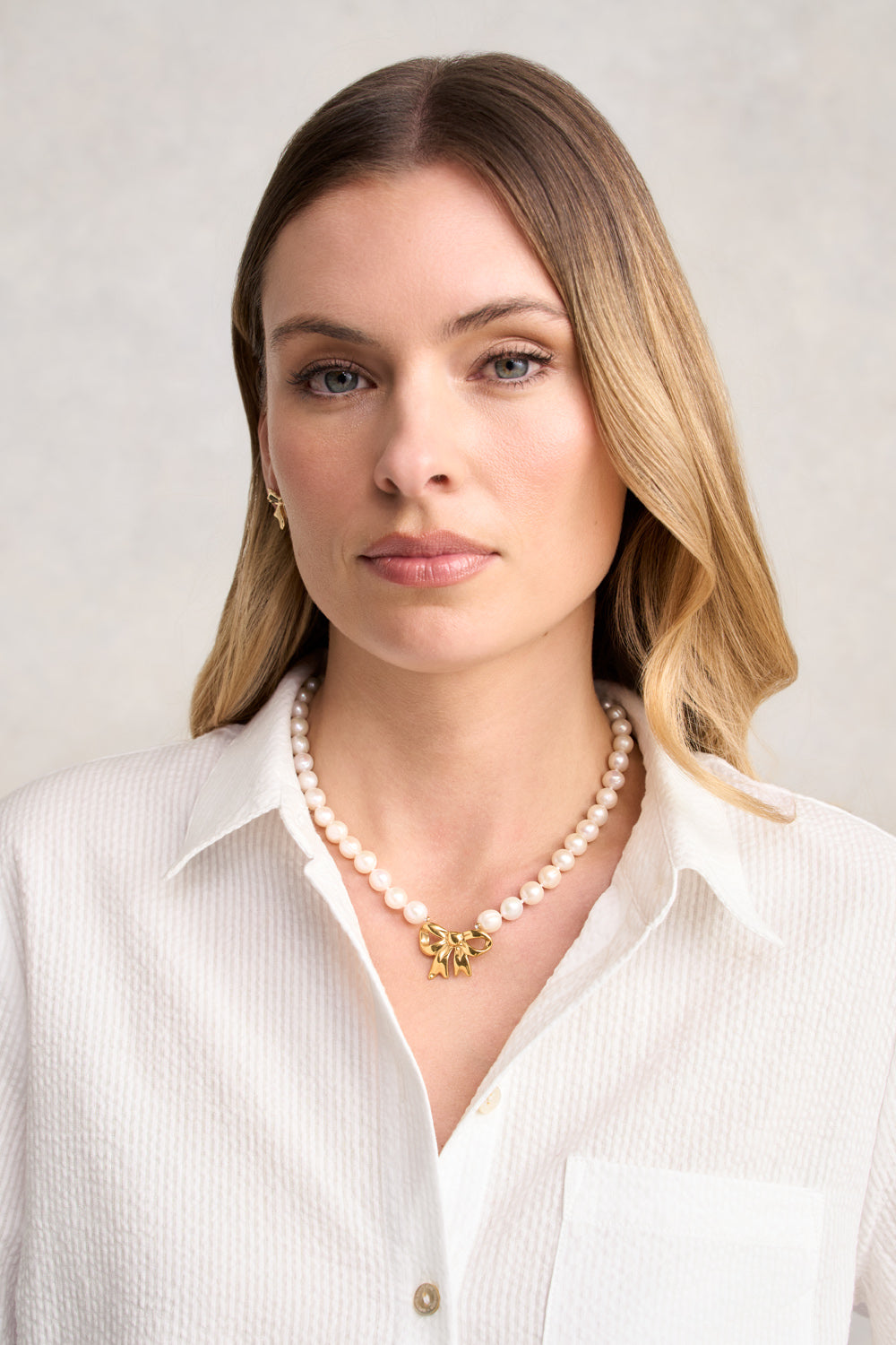 Pearl Bow Necklace - Cream