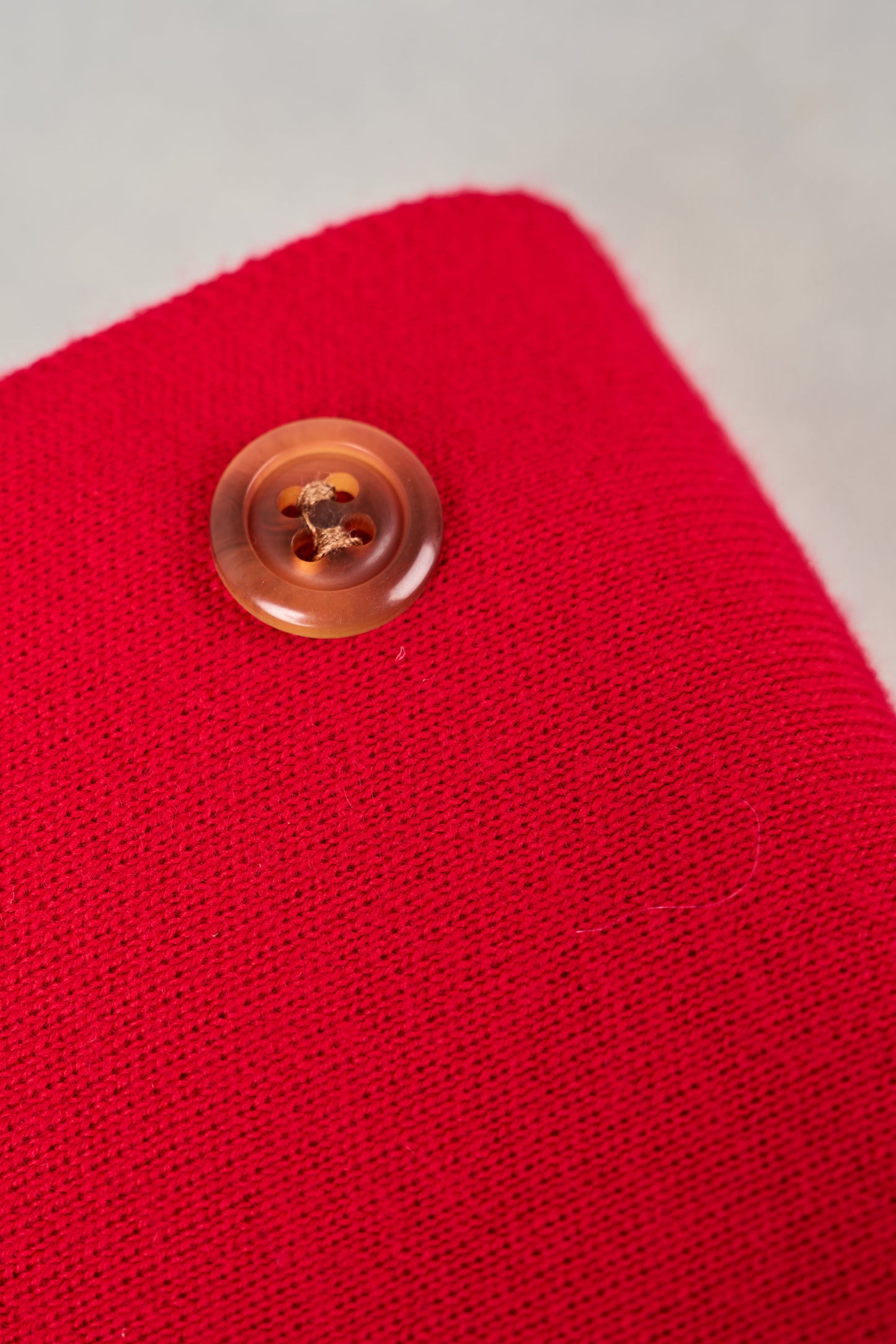 Front Pocket Merino Wrap - Rouge