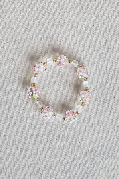 Floral Bead Wrist – White