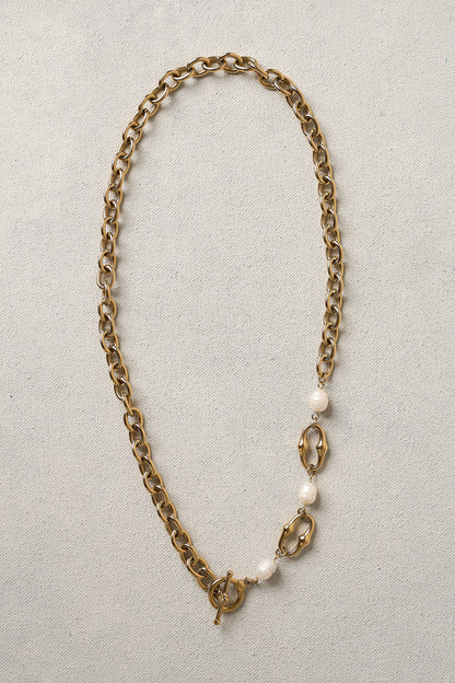 Gold Pearl & Chain Necklace